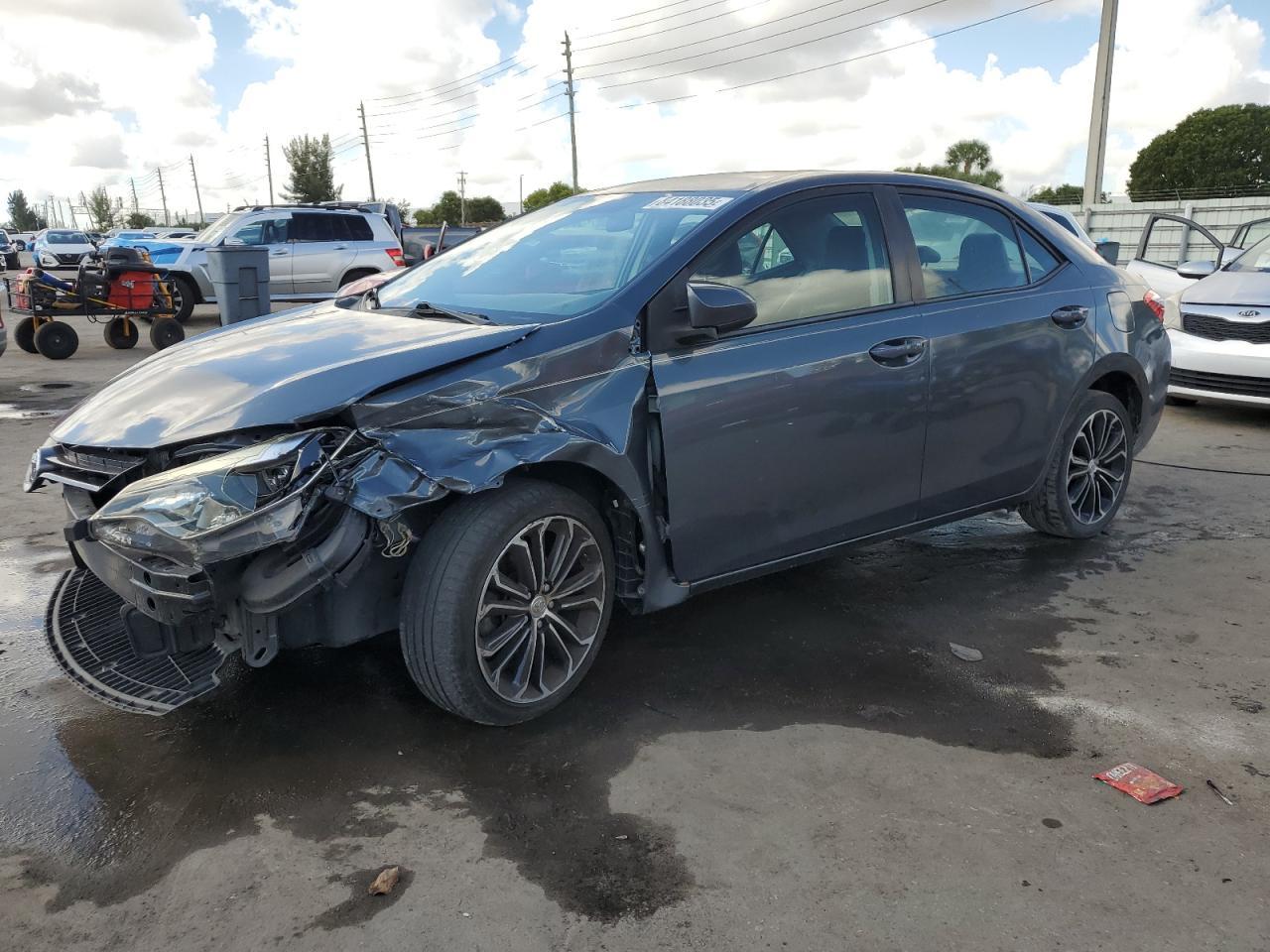 2016 TOYOTA COROLLA