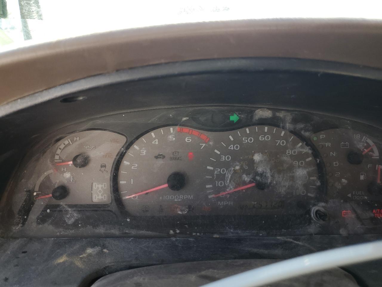 2003 TOYOTA Sequoia