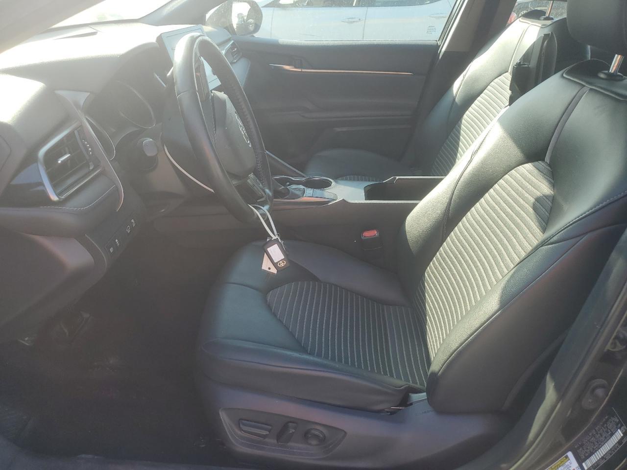 2022 TOYOTA CAMRY
