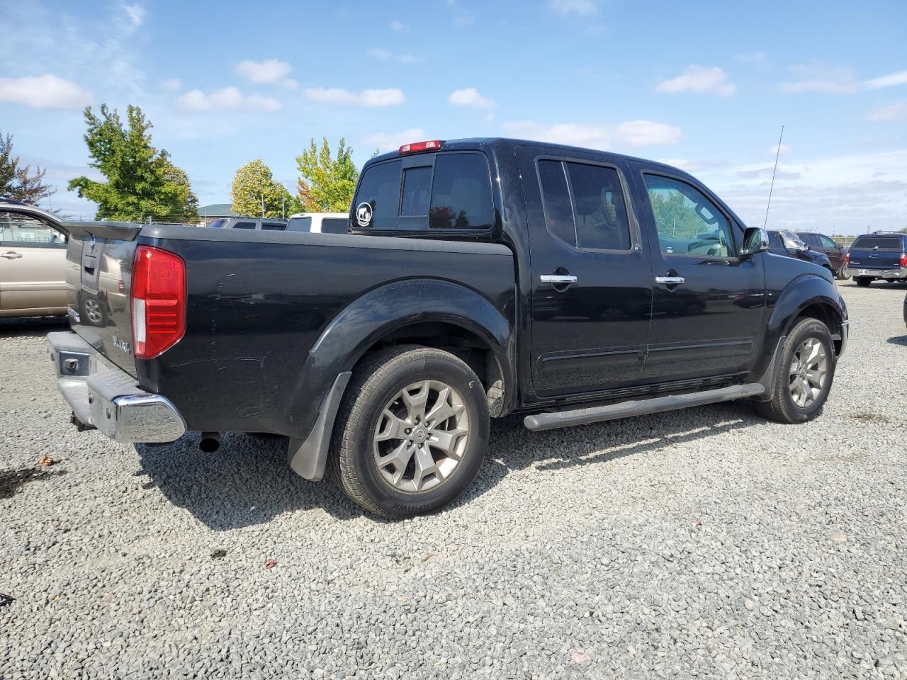 2015 NISSAN Frontier
