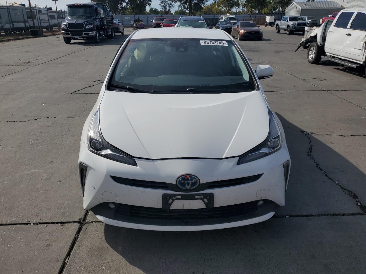 2019 TOYOTA PRIUS