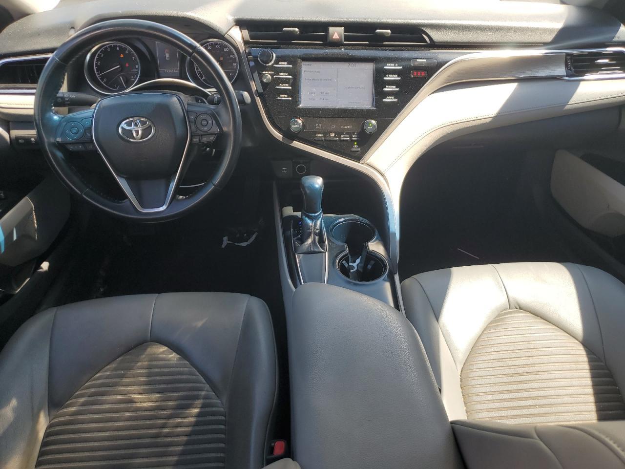 2018 TOYOTA CAMRY