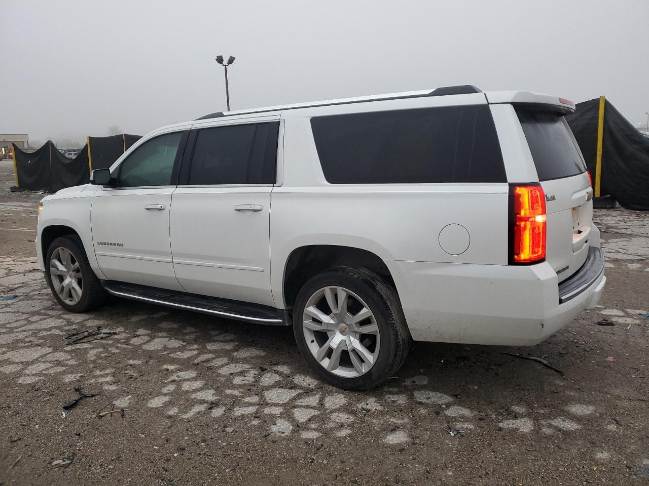 2017 CHEVROLET Suburban