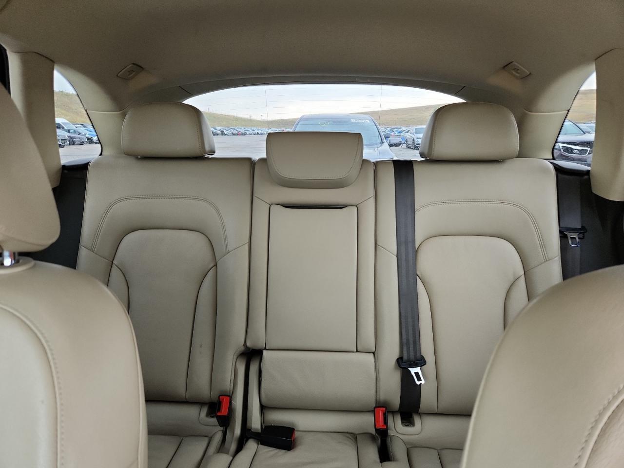 2015 AUDI Q5