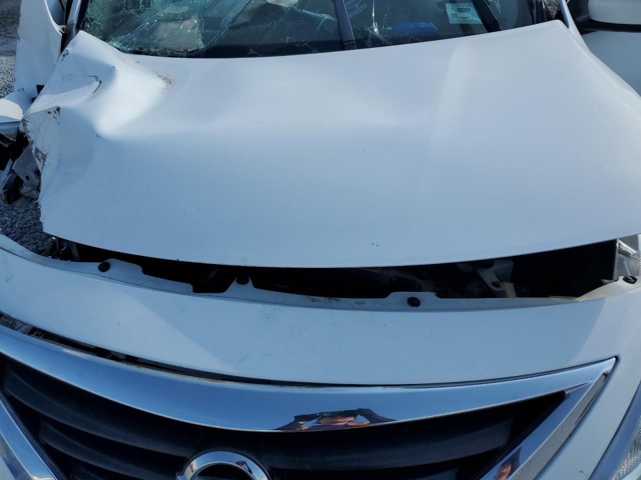 2018 NISSAN VERSA