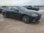 2025 LEXUS Es