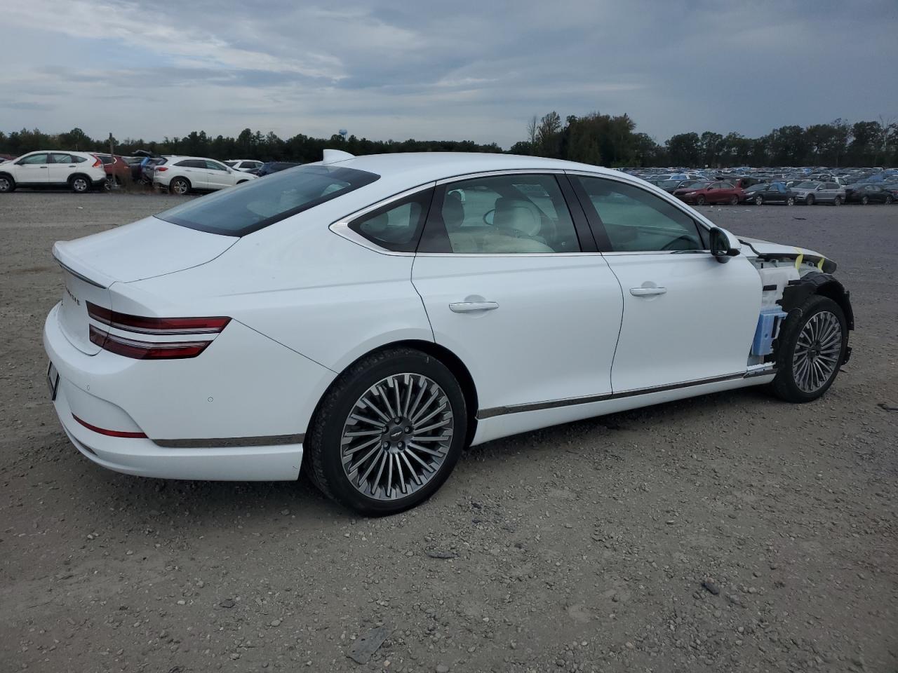 2023 GENESIS G80