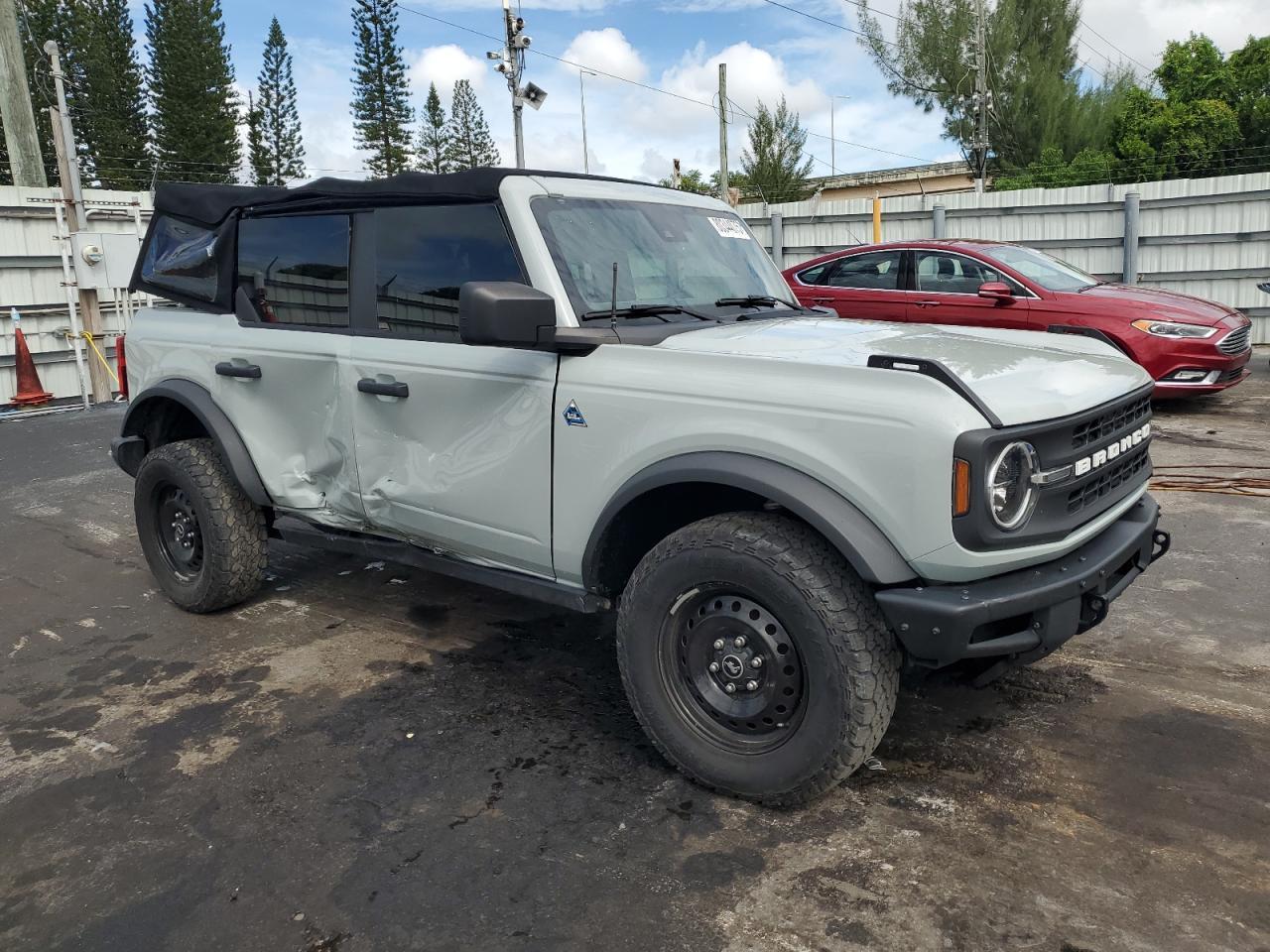 2022 FORD Bronco