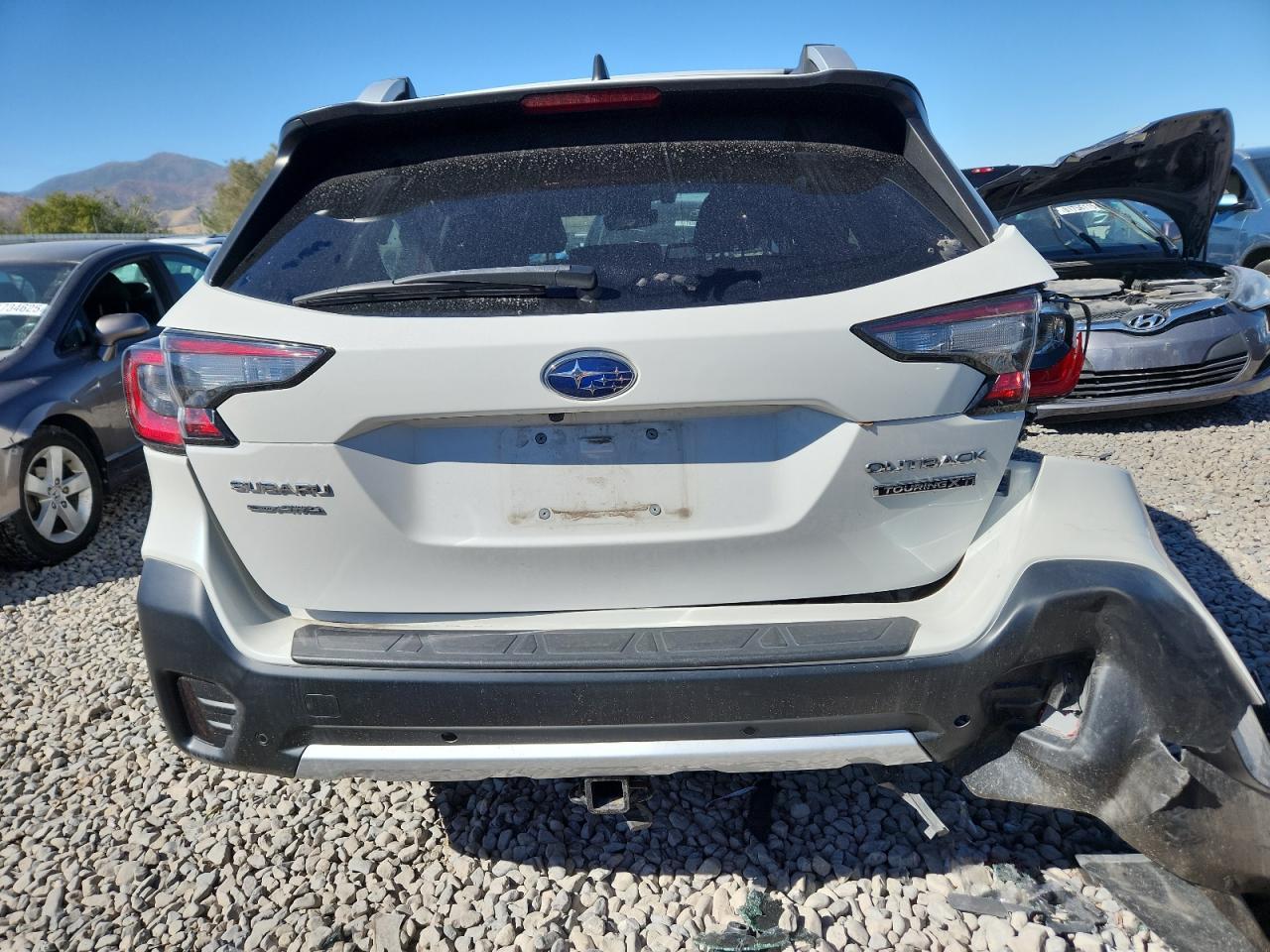2020 SUBARU Outback