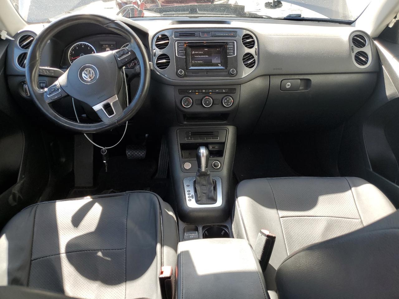 2016 VOLKSWAGEN TIGUAN