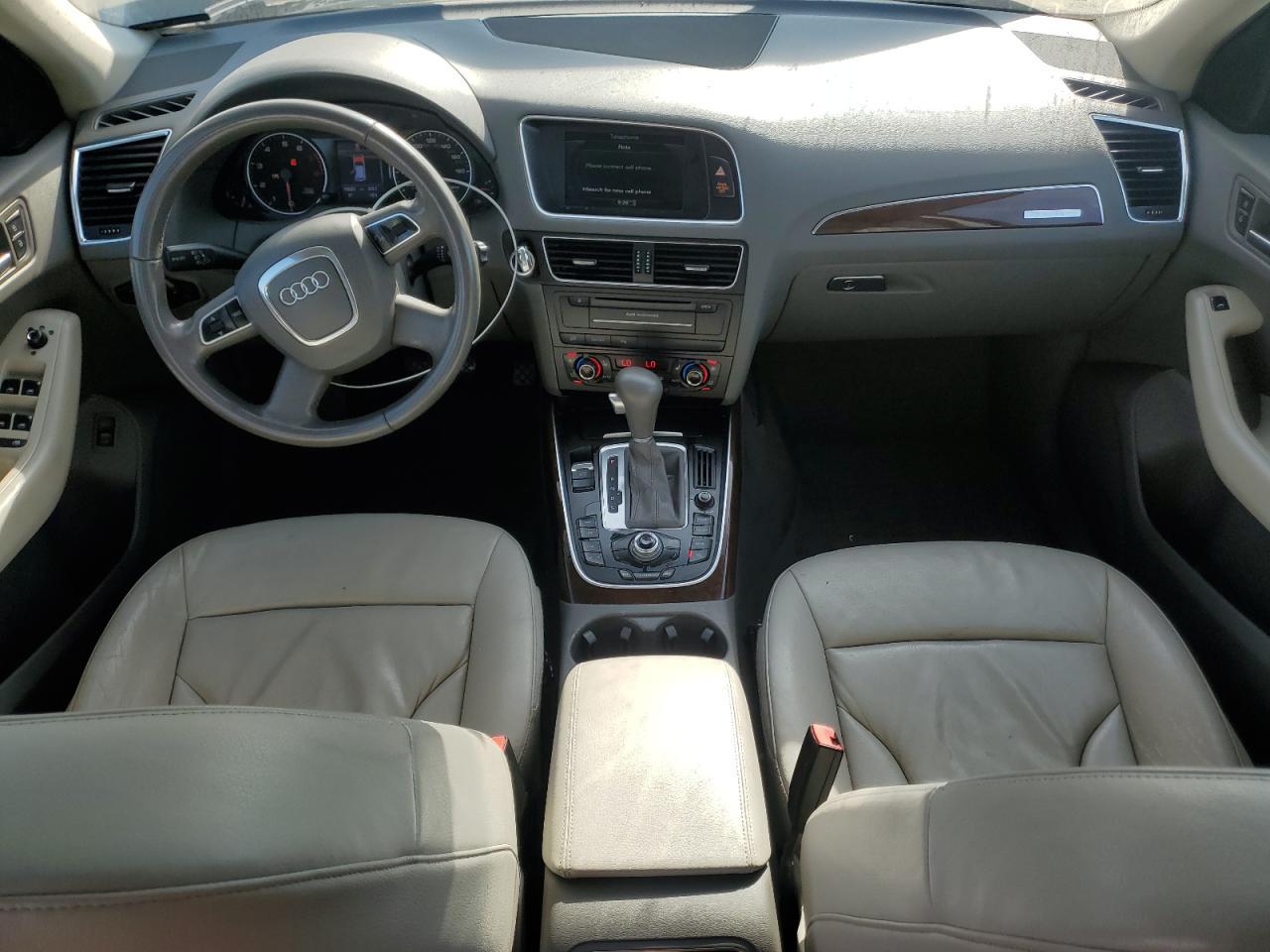 2010 AUDI Q5