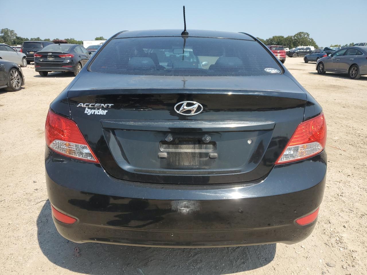 2012 HYUNDAI ACCENT