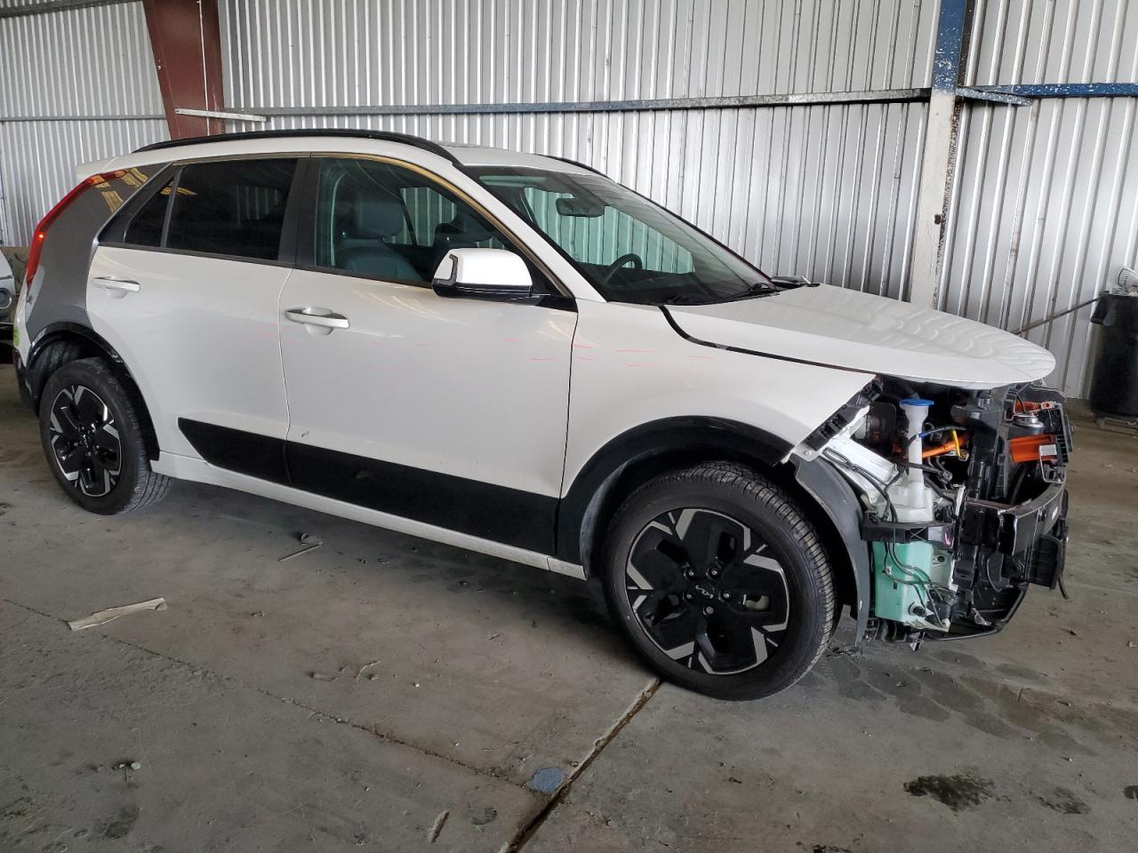 2023 KIA Niro