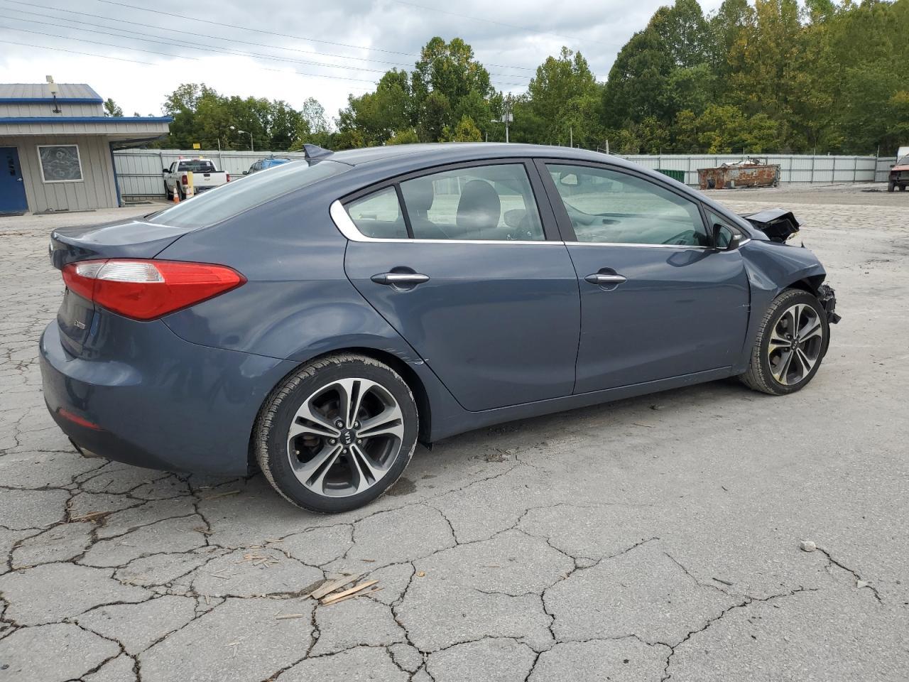 2015 KIA FORTE