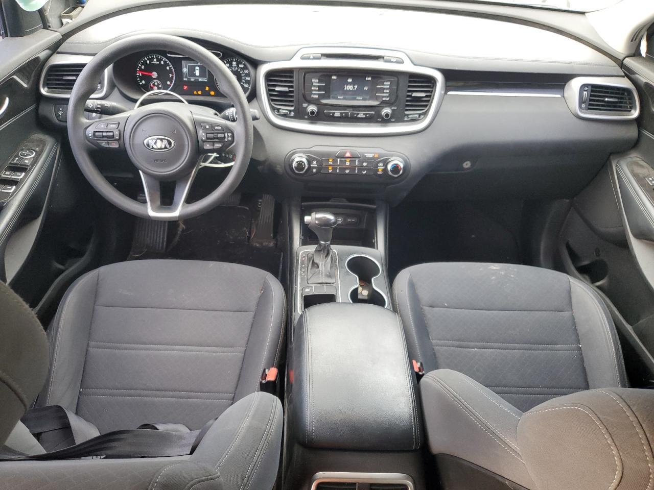 2017 KIA SORENTO