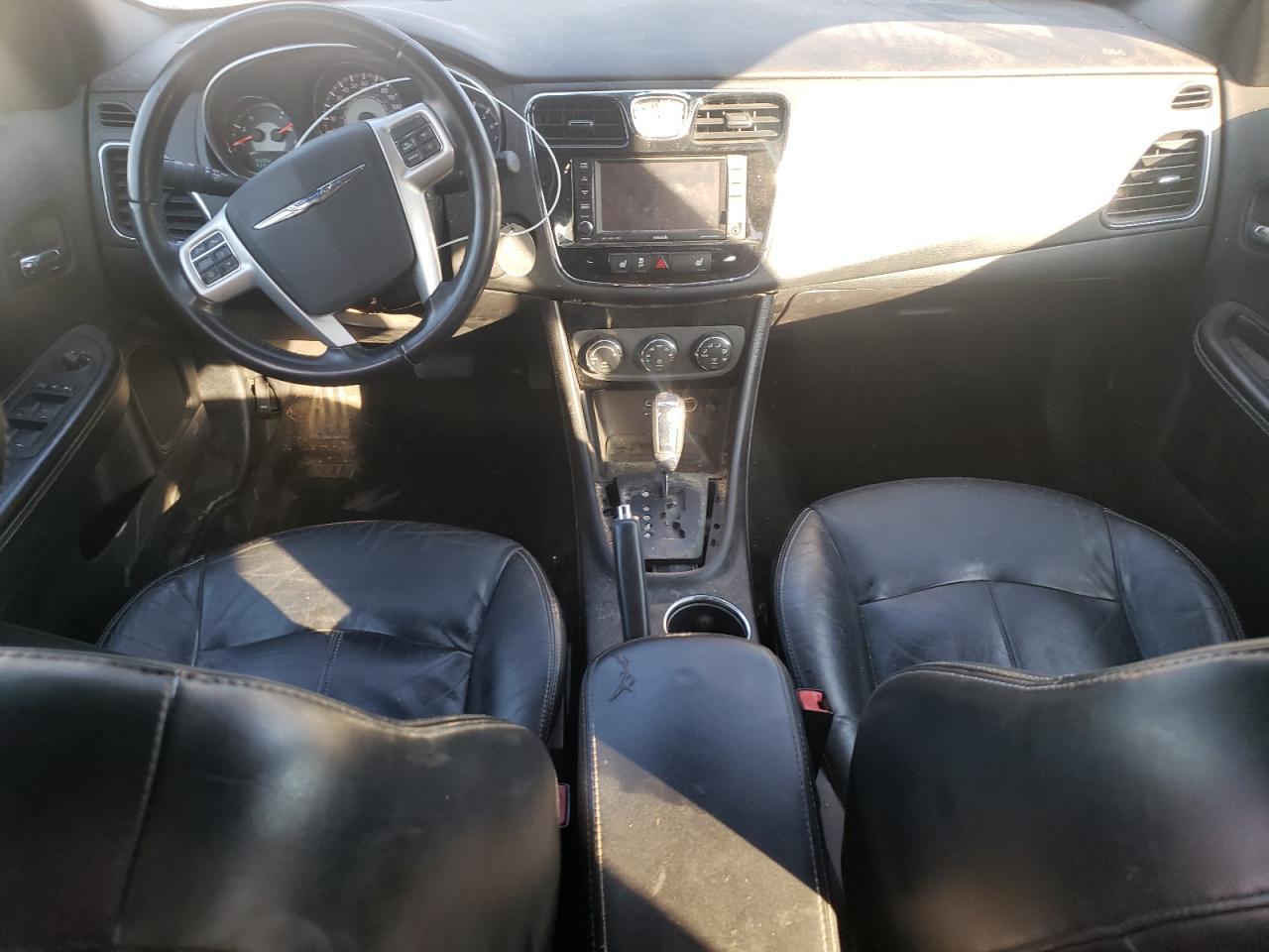 2012 CHRYSLER 200