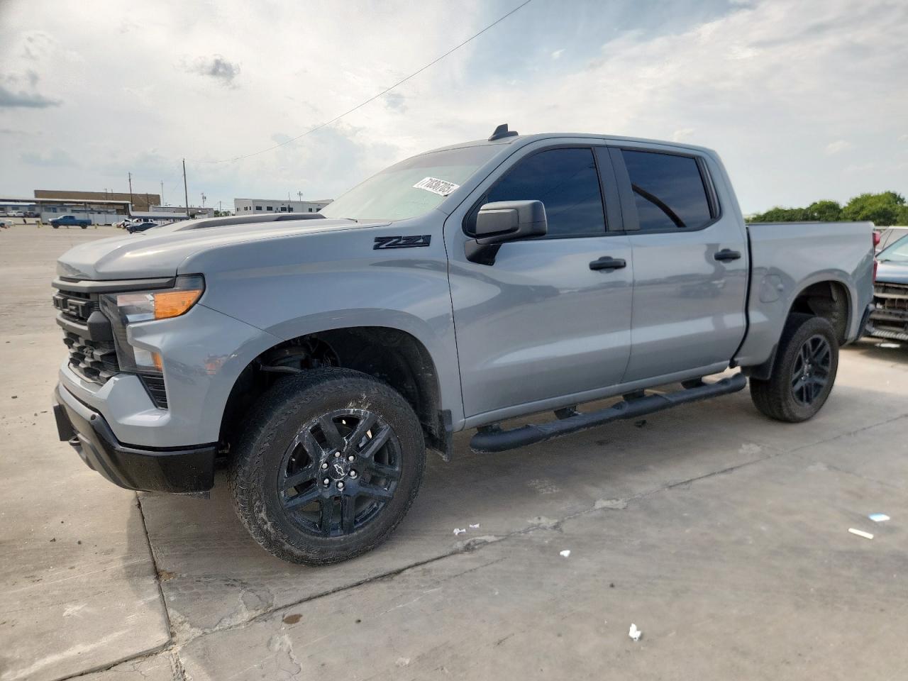 2024 CHEVROLET Silverado