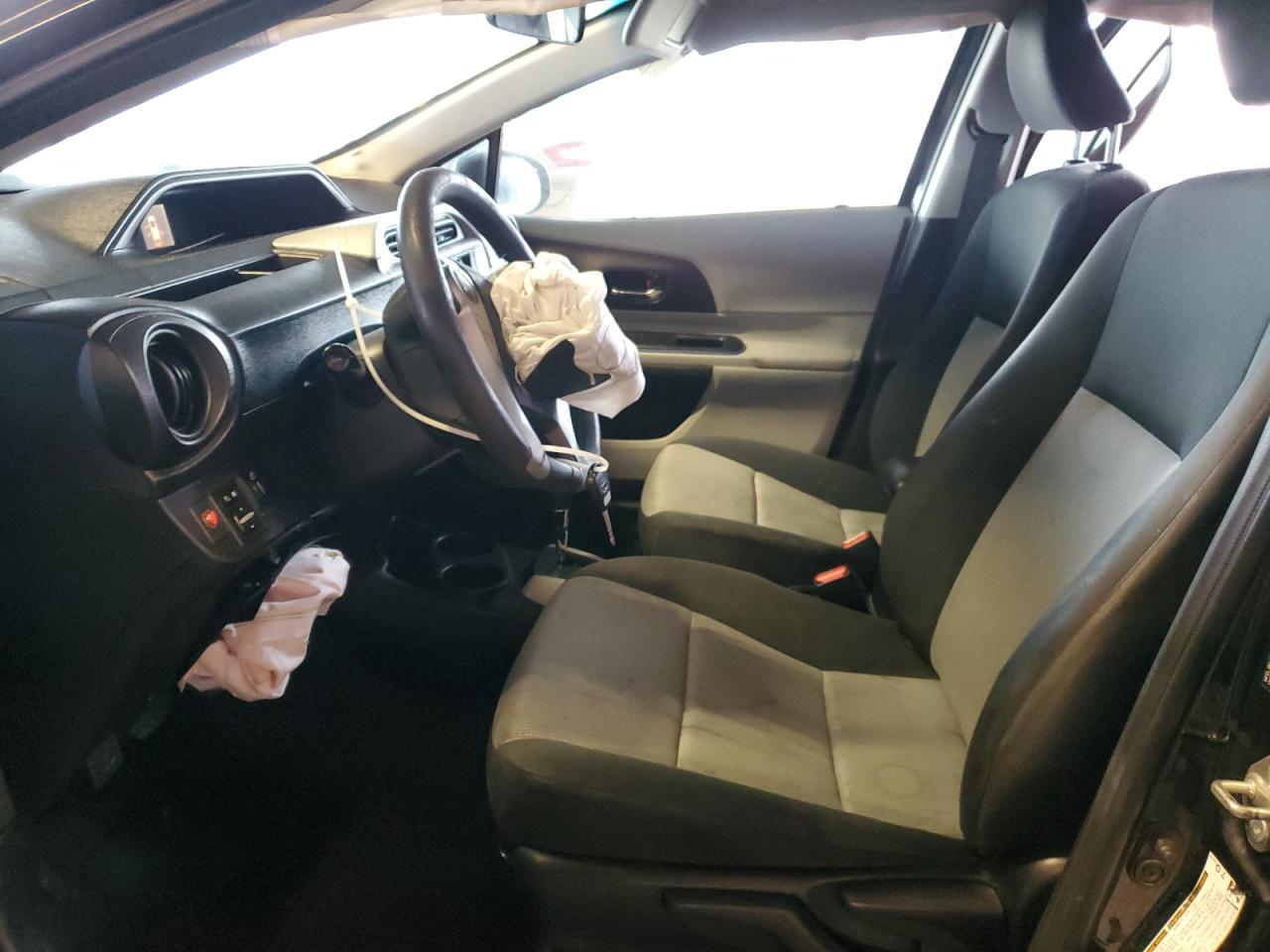 2012 TOYOTA Prius c
