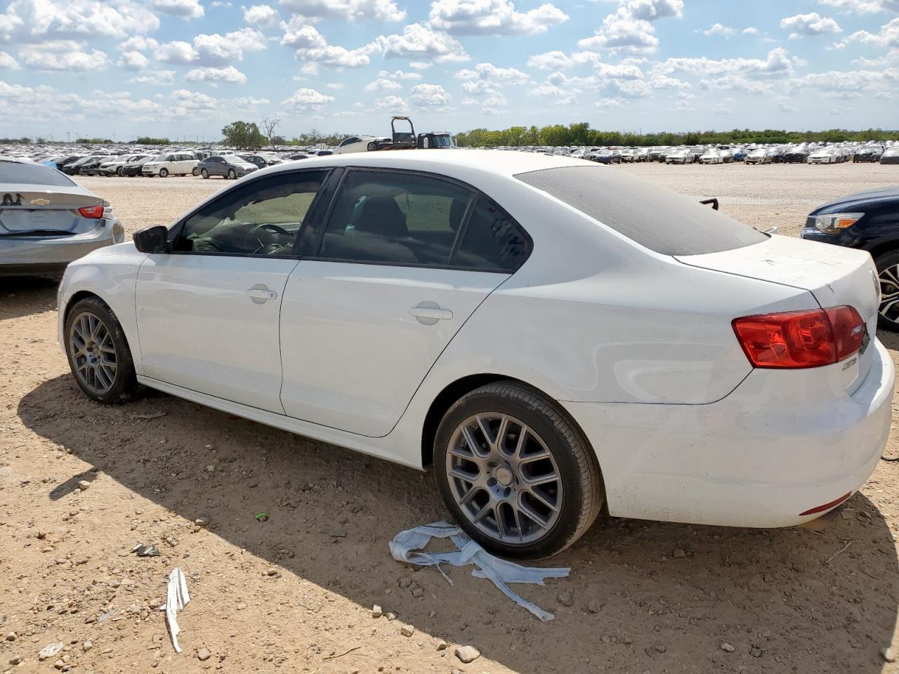 2014 VOLKSWAGEN JETTA