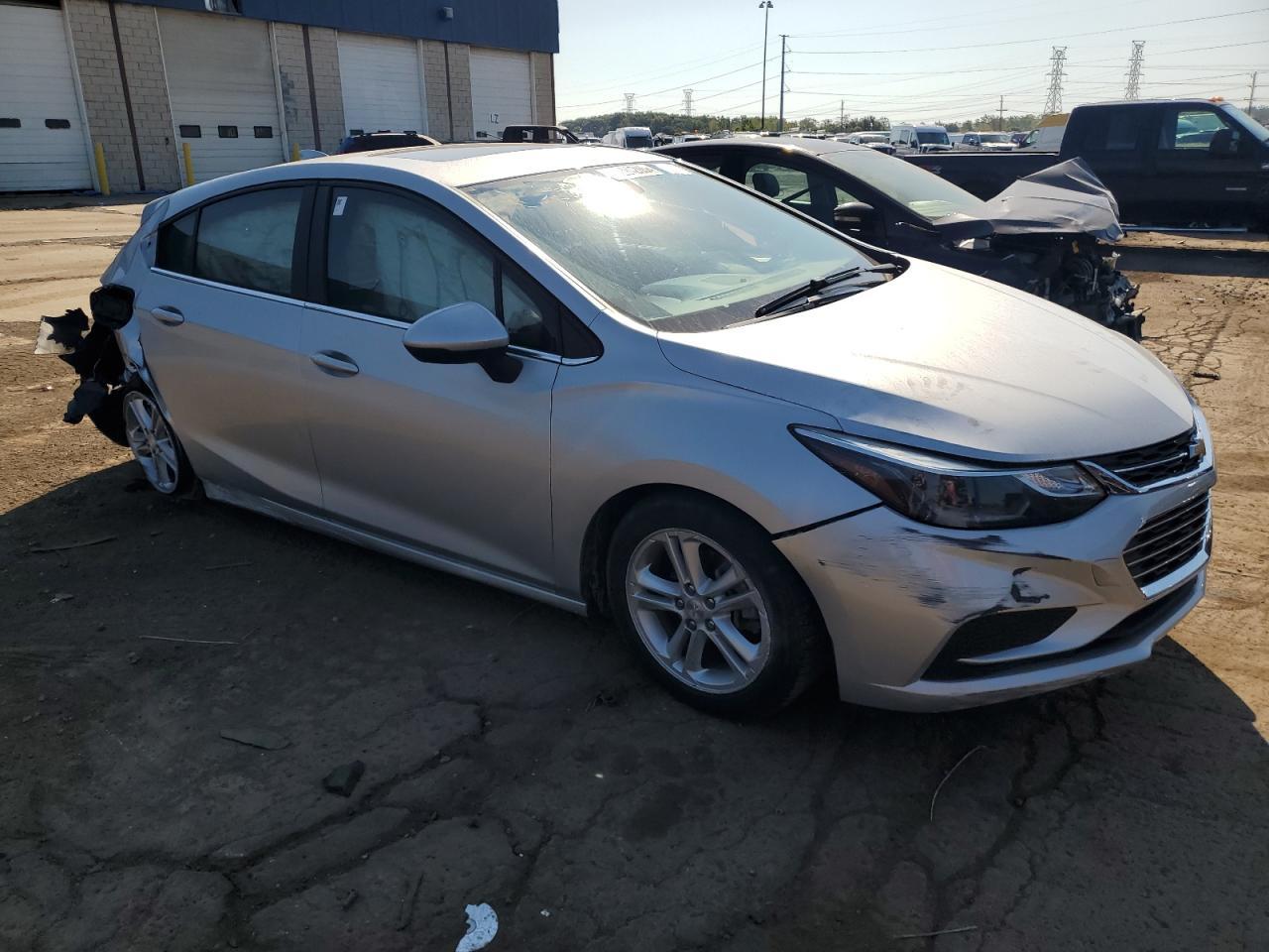 2017 CHEVROLET CRUZE
