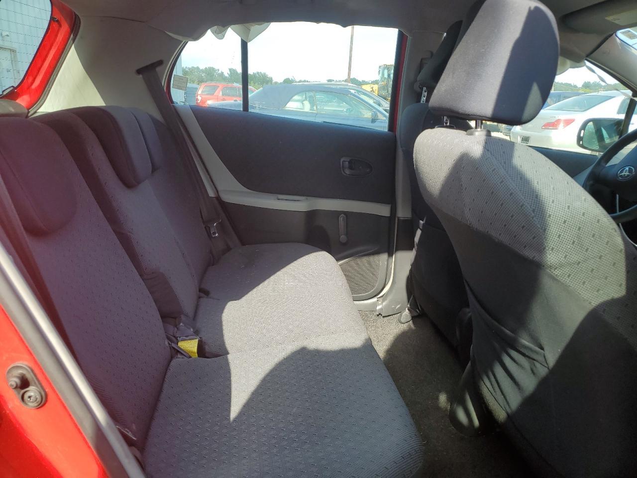 2011 TOYOTA YARIS