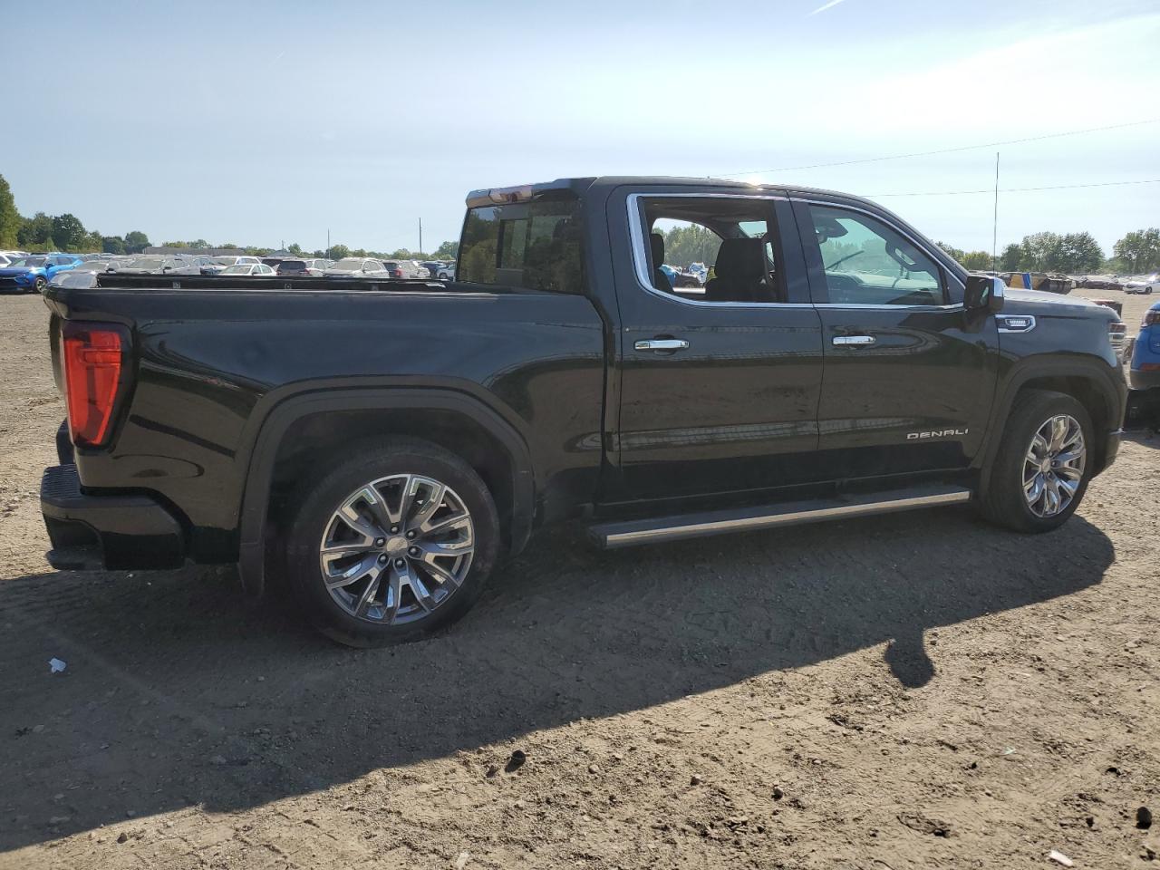 2023 GMC Sierra