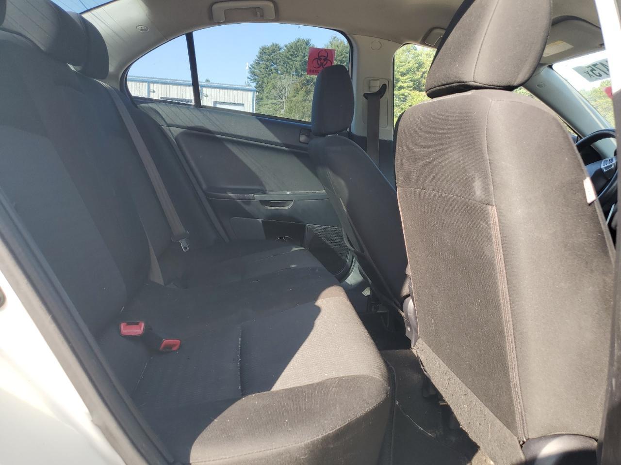 2013 MITSUBISHI LANCER