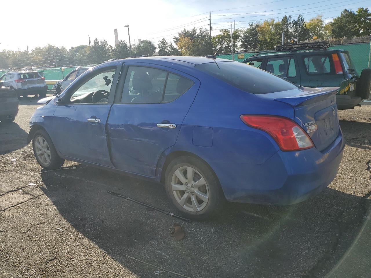 2013 NISSAN VERSA