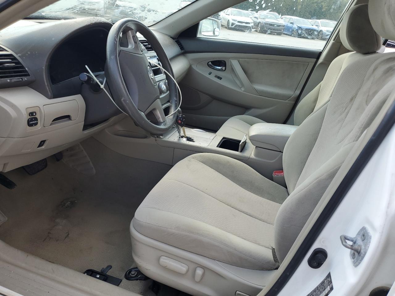 2010 TOYOTA CAMRY