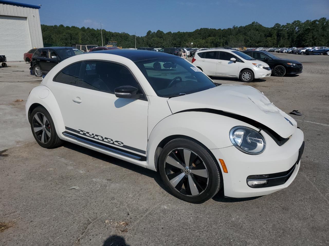 2013 VOLKSWAGEN Beetle