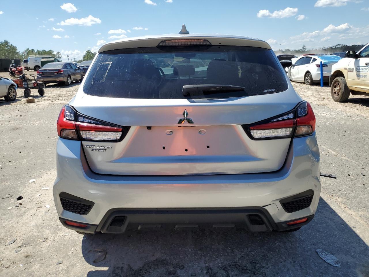 2024 MITSUBISHI Outlander Sport