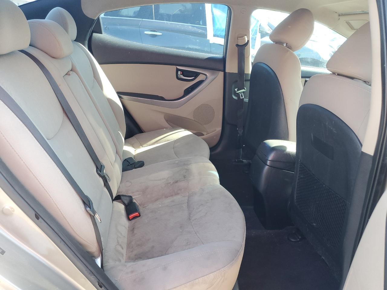 2015 HYUNDAI ELANTRA