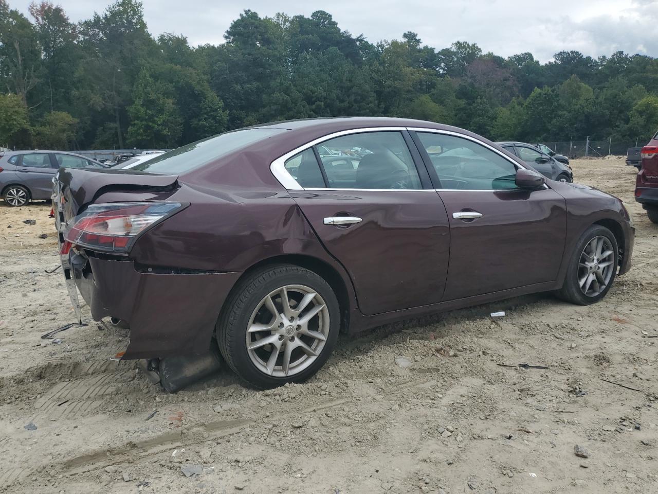 2014 NISSAN Maxima