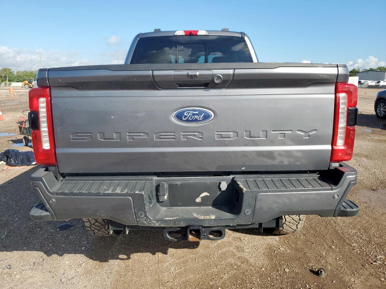 2024 FORD F-250
