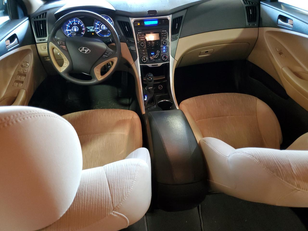 2011 HYUNDAI SONATA