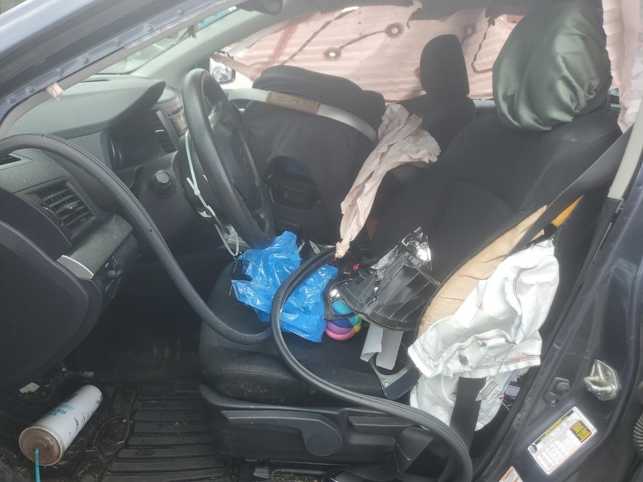 2014 SUBARU Outback