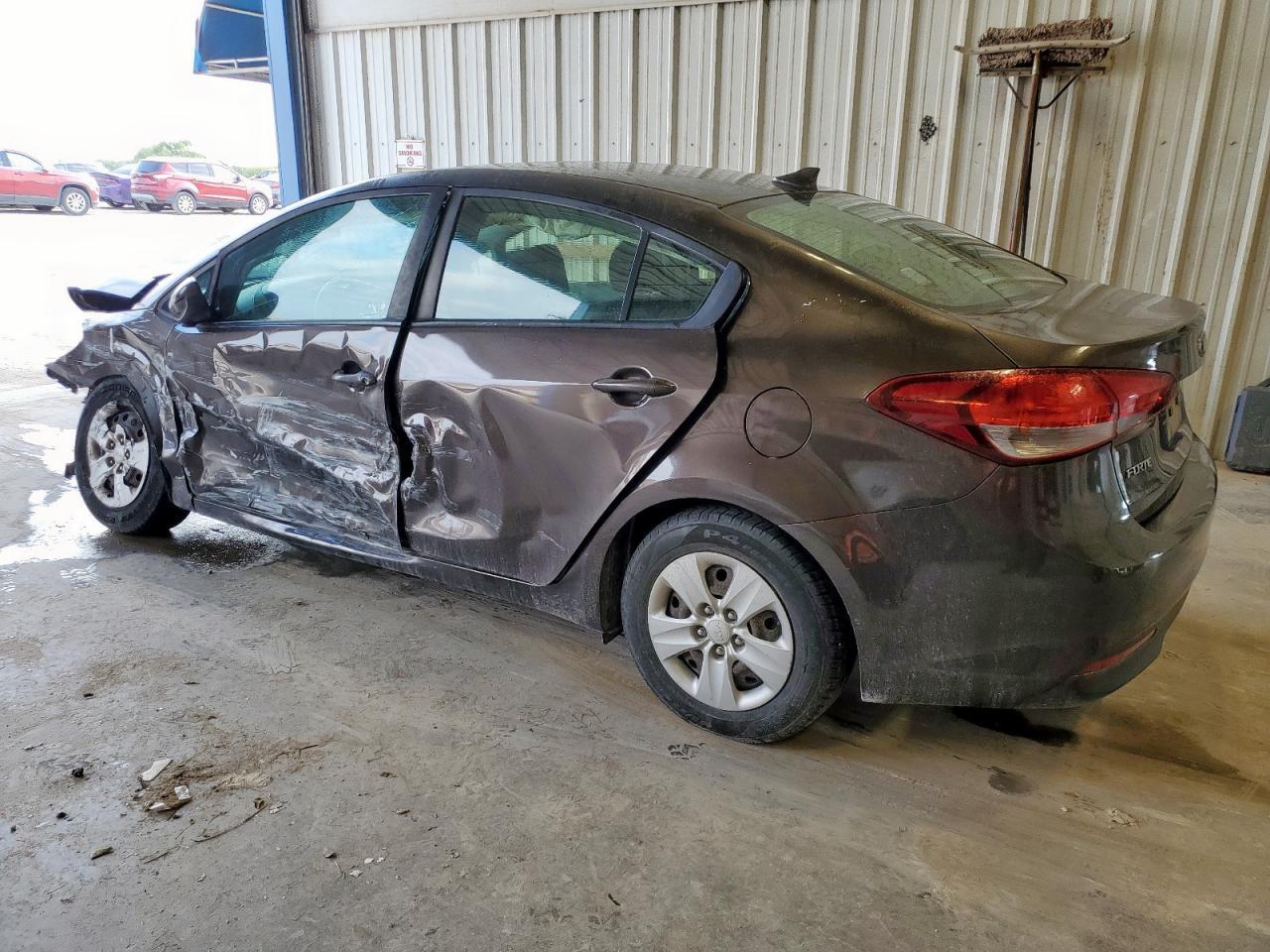 2017 KIA FORTE