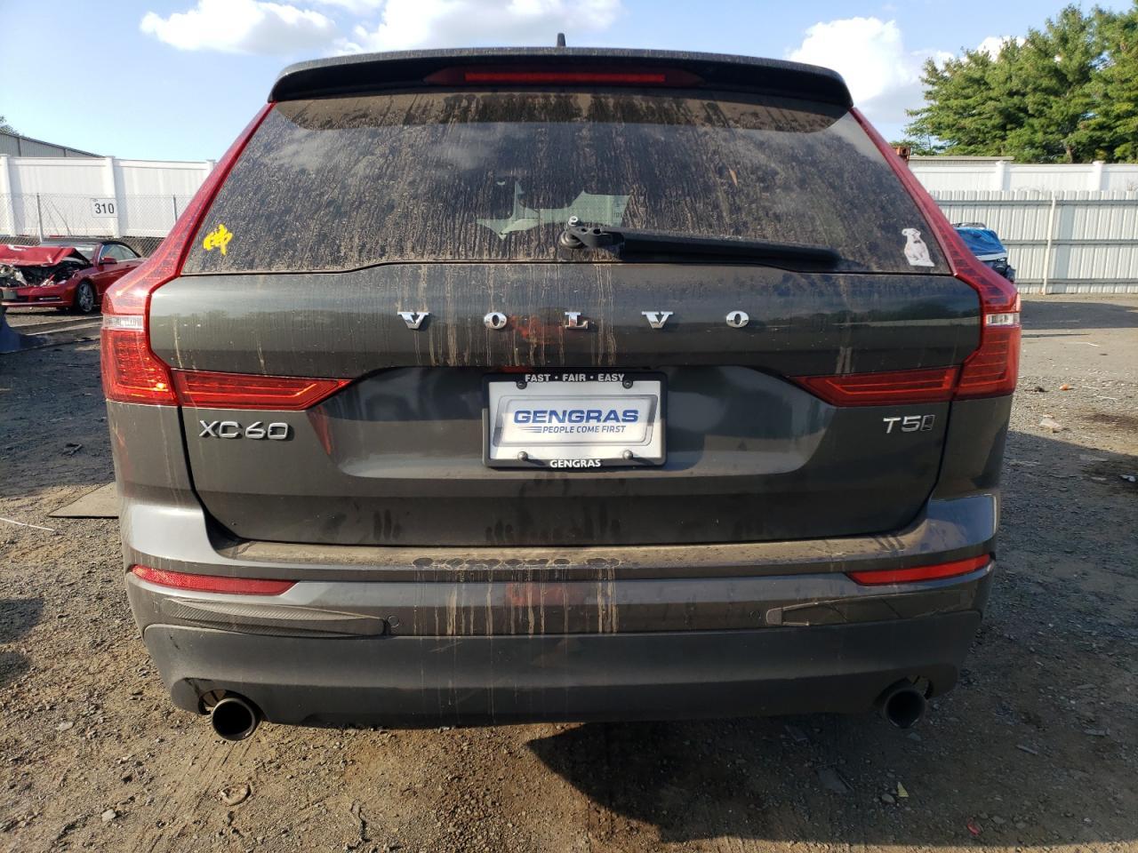 2023 VOLVO XC60