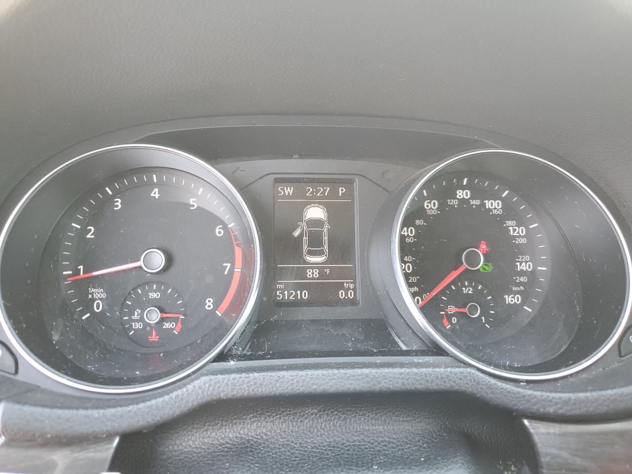 2017 VOLKSWAGEN Passat