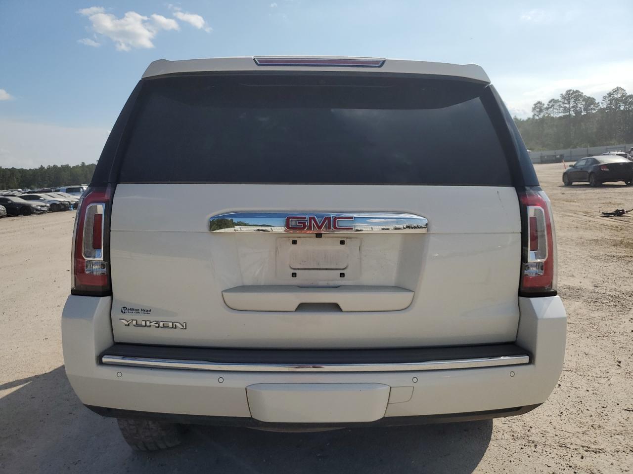 2015 GMC Yukon