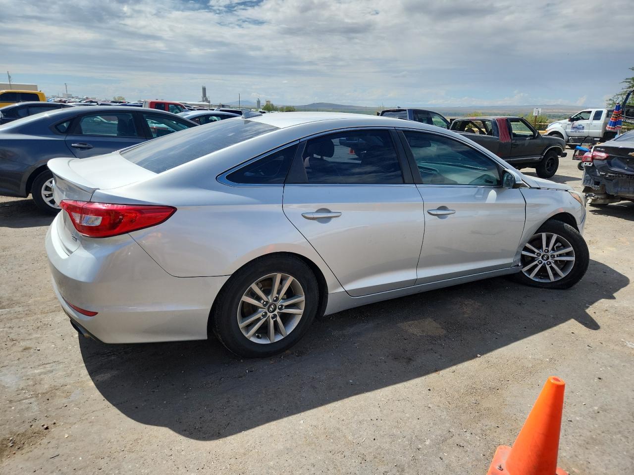 2016 HYUNDAI SONATA