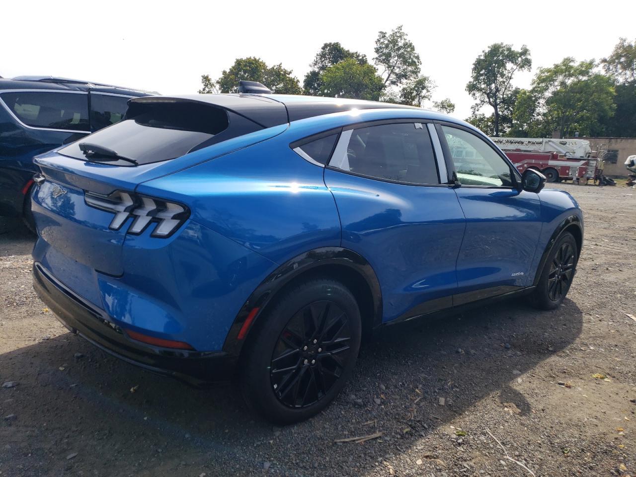 2025 FORD Mustang Mach-E