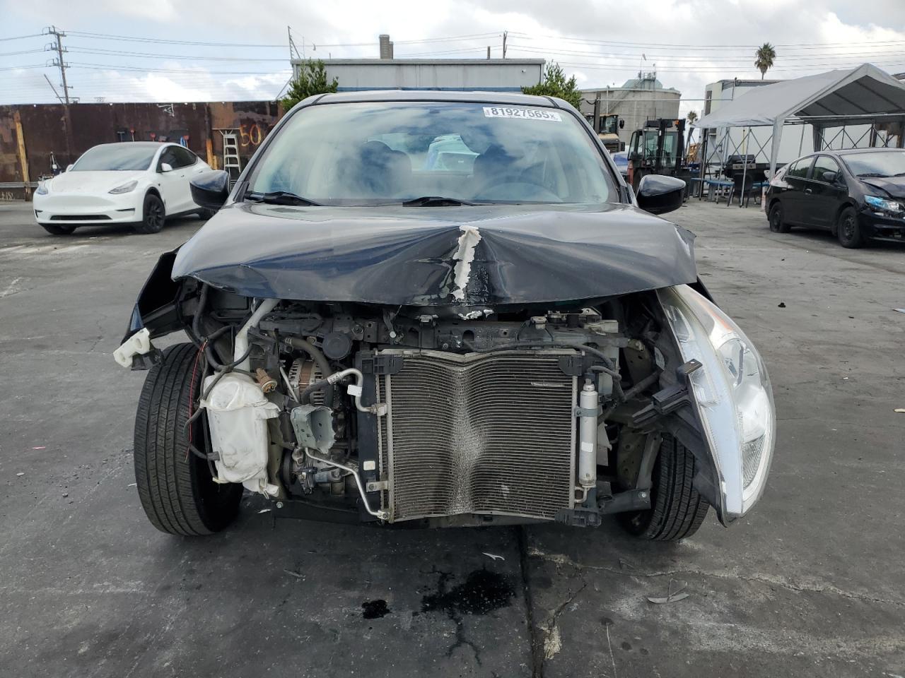 2016 NISSAN VERSA