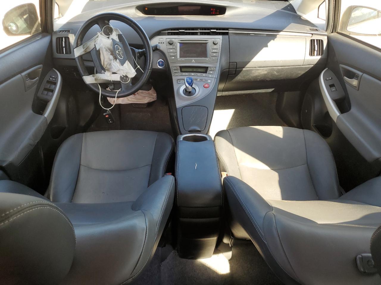 2015 TOYOTA PRIUS