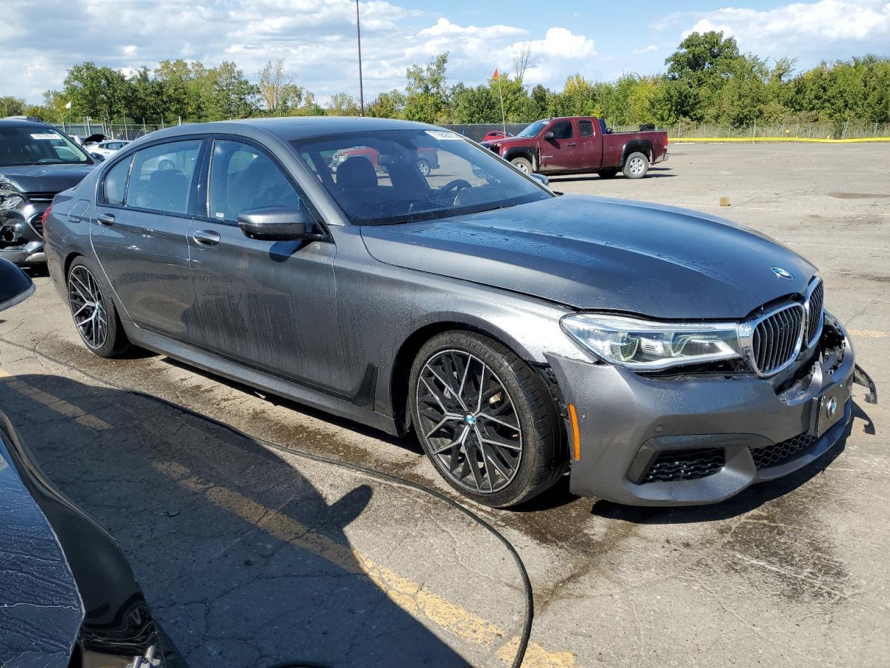 2016 BMW 7 series
