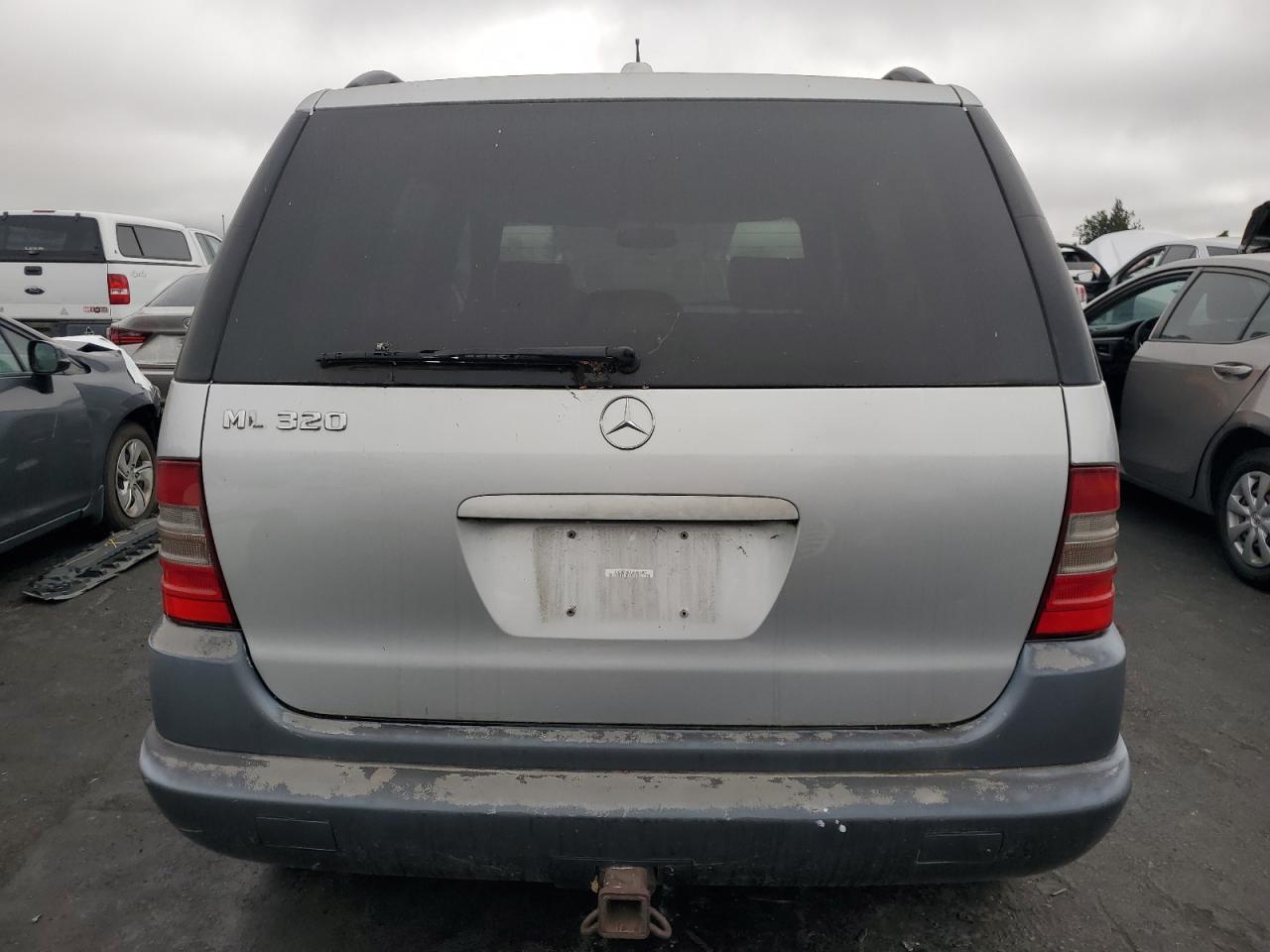 1998 MERCEDES-BENZ ML-Class