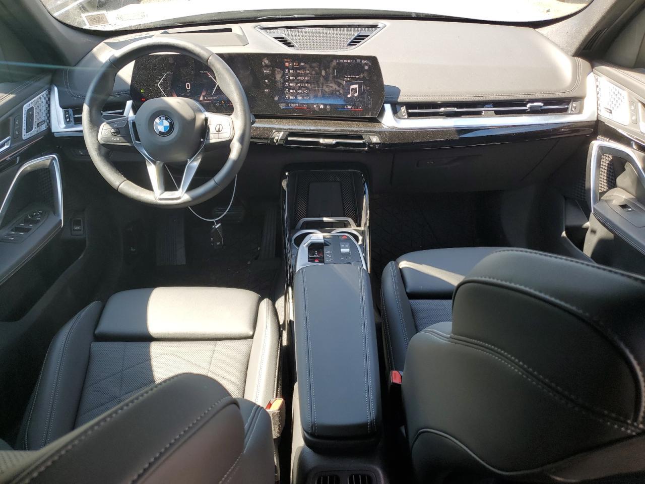2025 BMW X1
