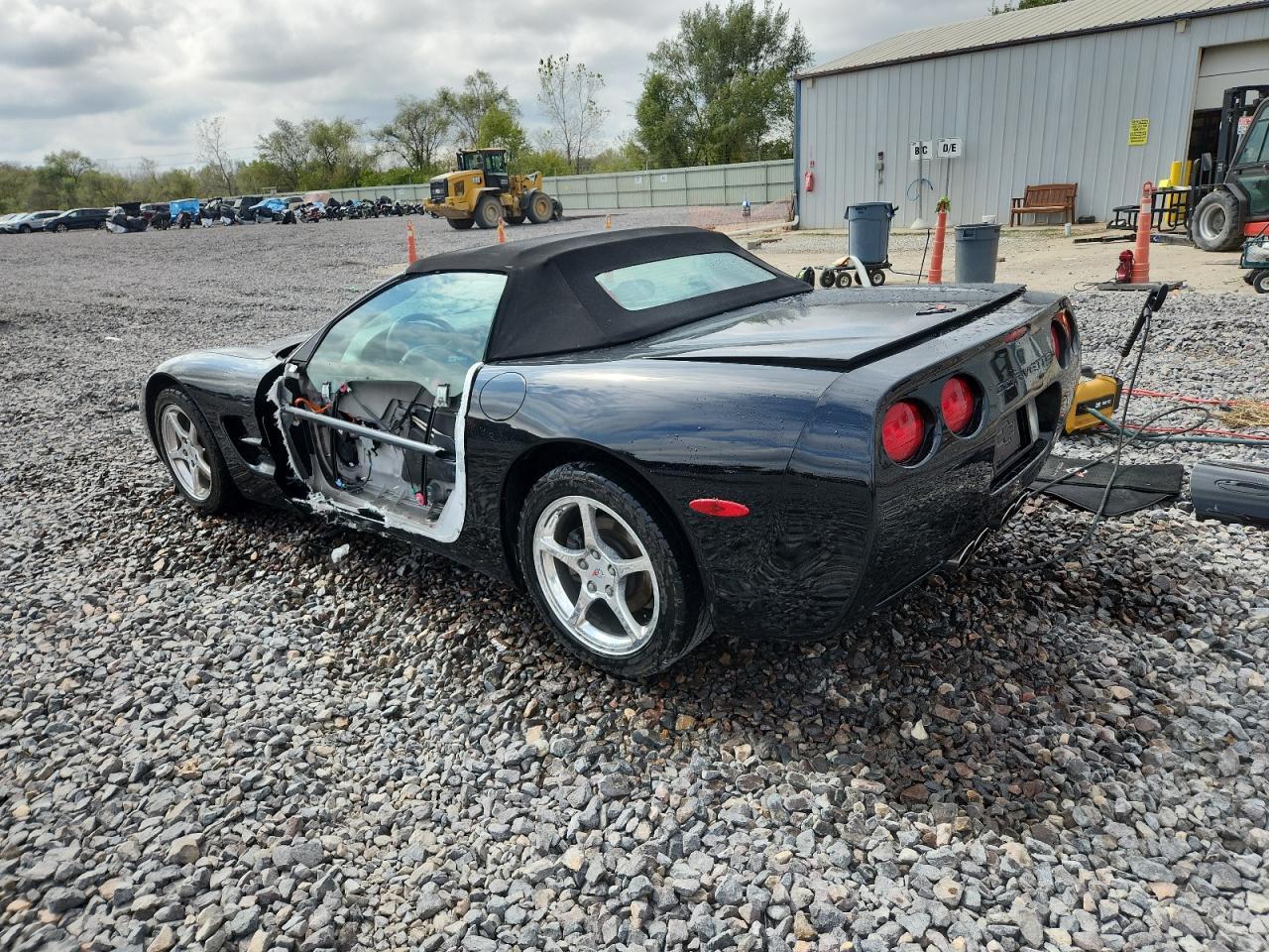 2001 CHEVROLET CORVETTE