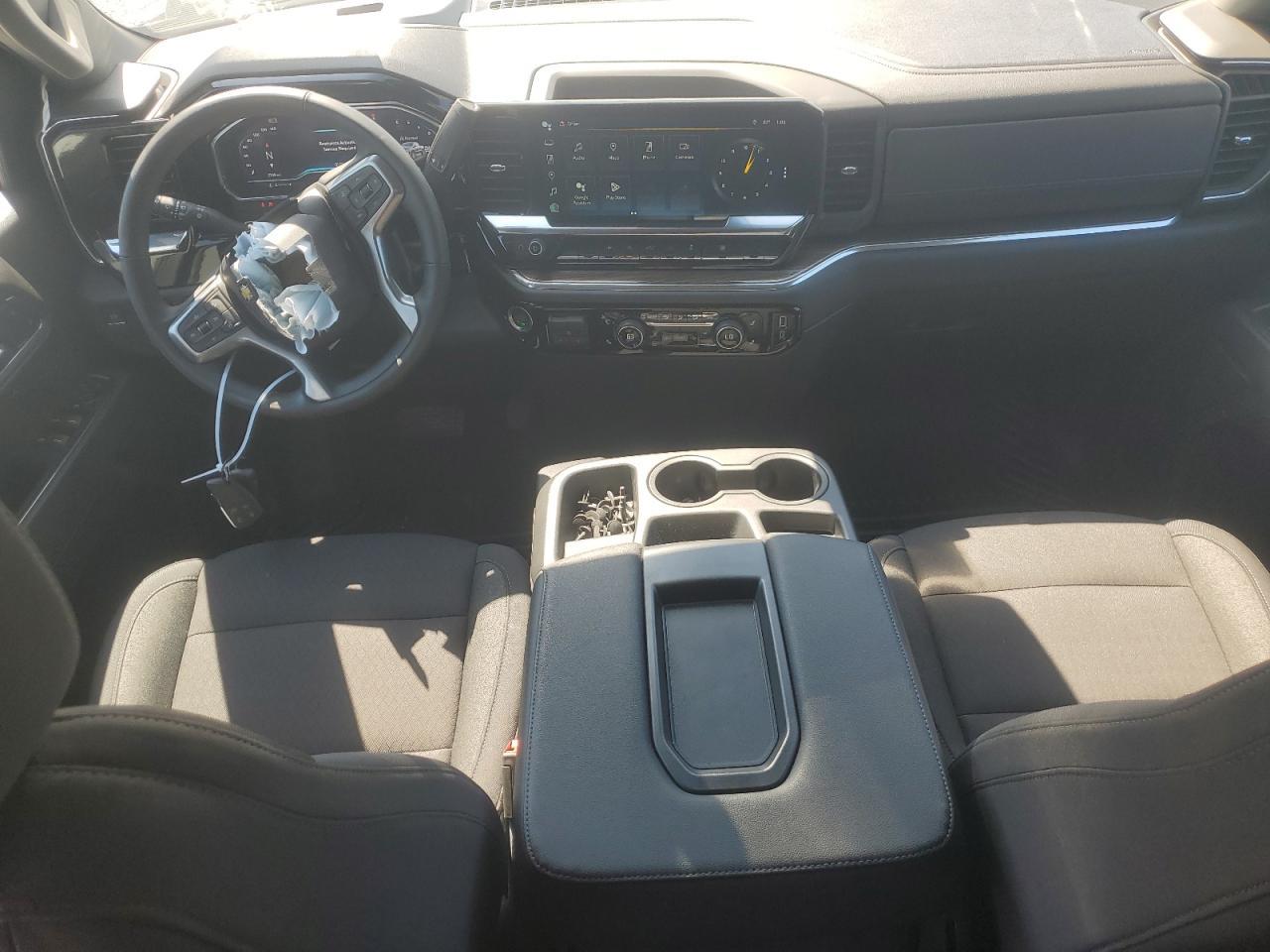 2025 CHEVROLET Silverado
