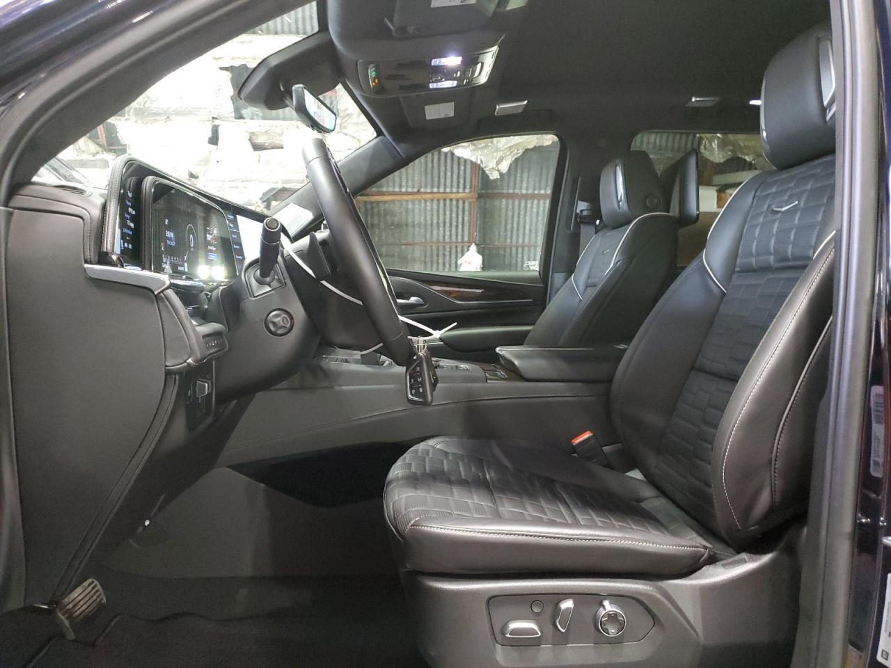 2024 CADILLAC ESCALADE